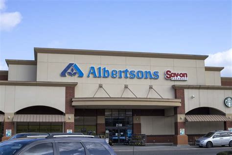 Our 290,000 associates have a passion. . Albertsons com